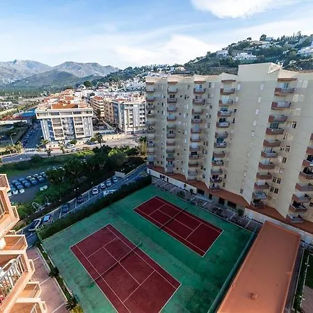 Gondola's Pool And Tennis Almuñécar