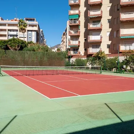 Gondola's Pool And Tennis Apartamento
